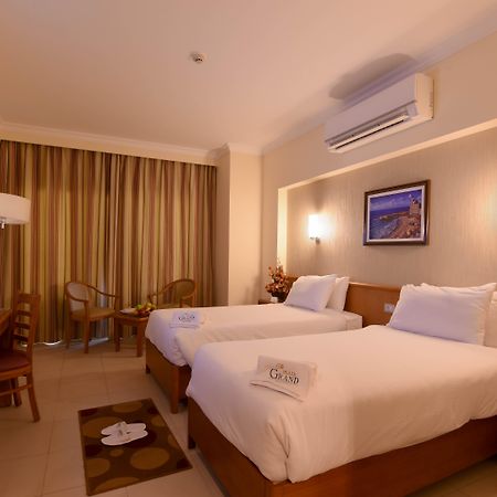 The Grand Plaza Hotel Smouha Александрия Екстериор снимка