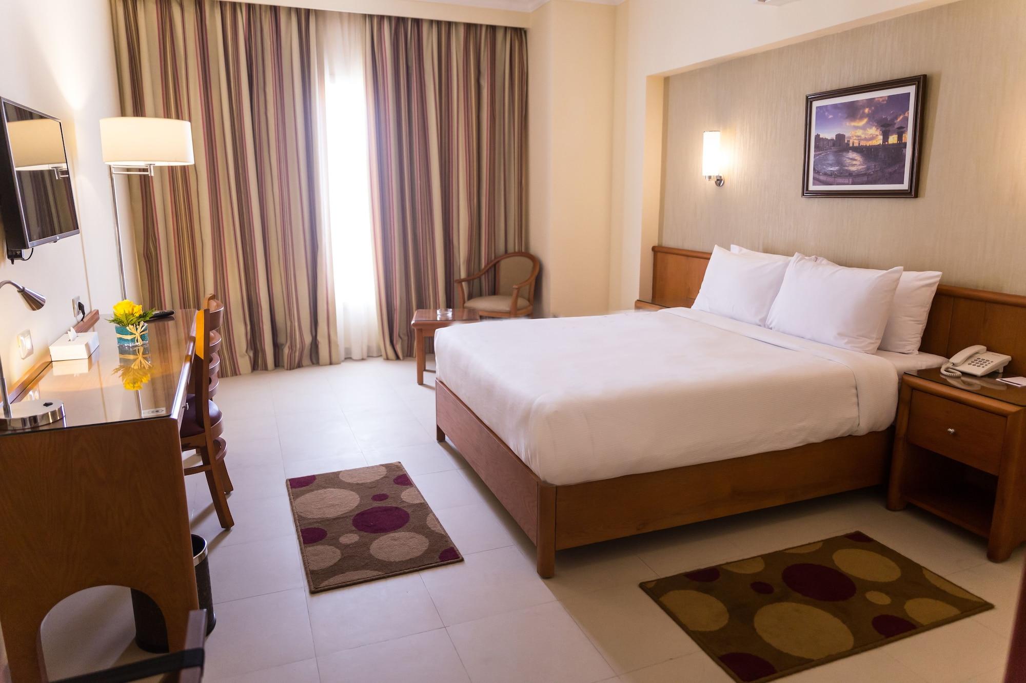 The Grand Plaza Hotel Smouha Александрия Екстериор снимка