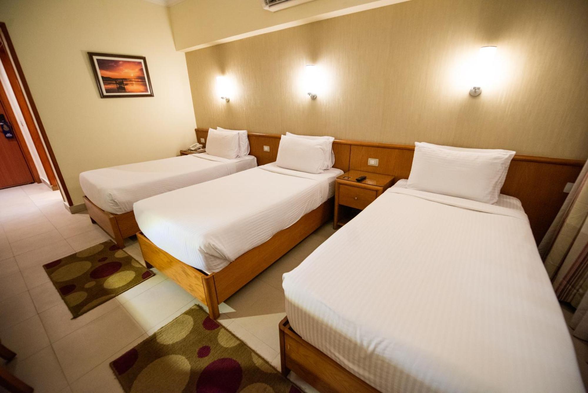 The Grand Plaza Hotel Smouha Александрия Екстериор снимка