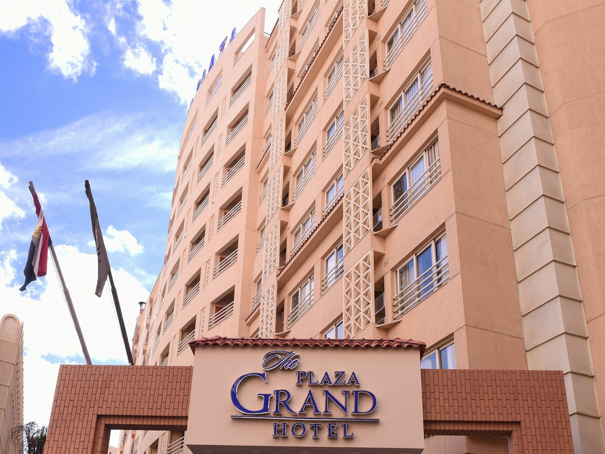 The Grand Plaza Hotel Smouha Александрия Екстериор снимка